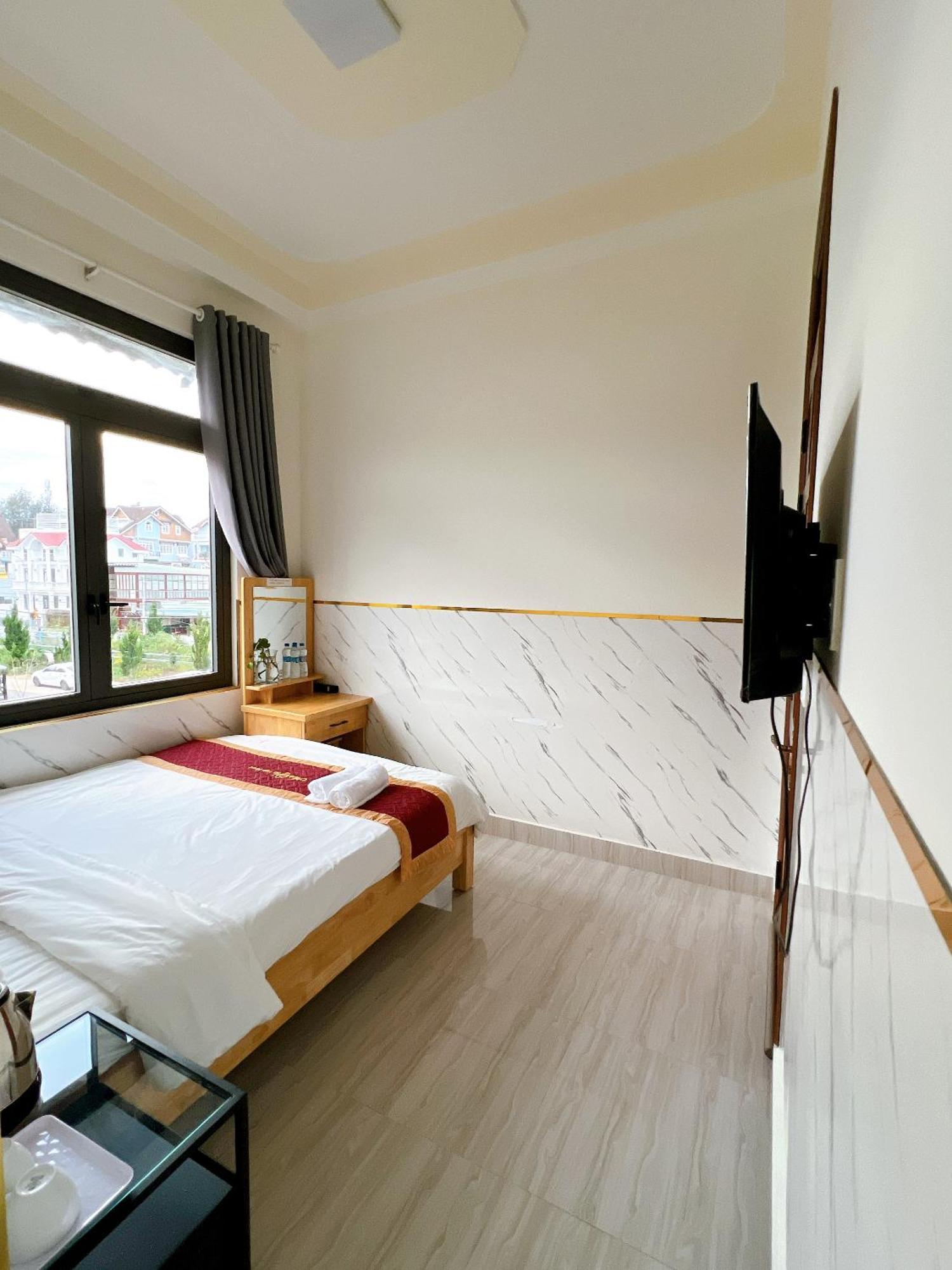 Anh Van Villa Hotel Da Lat Buitenkant foto